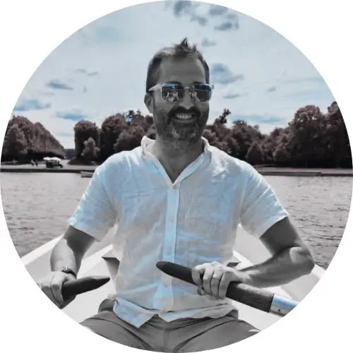 David Campton from Edtex – bringing energy, connection and fun to AV training (pictured rowing) David Campton from Edtex – bringing energy, connection and fun to AV training (pictured rowing)